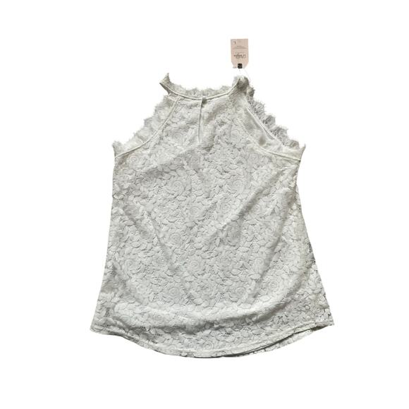 Berryou Womens/Teens White Lacey Halter Top Size Large Feminine - Picture 2 of 6